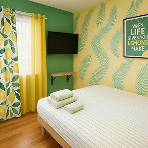  Apartment Lemon Vibes Queen Size Room